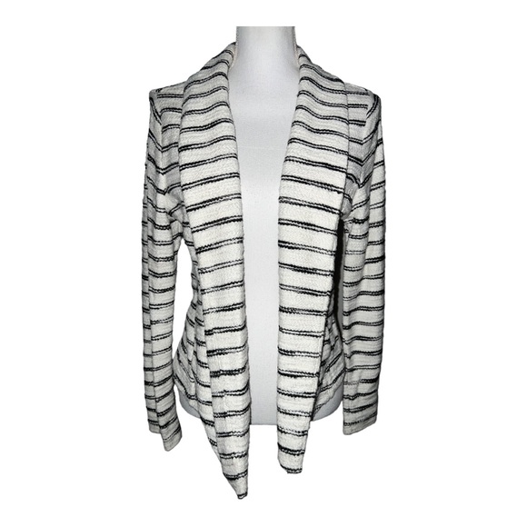Lou & Grey Jackets & Blazers - Lou & Grey cotton blazer